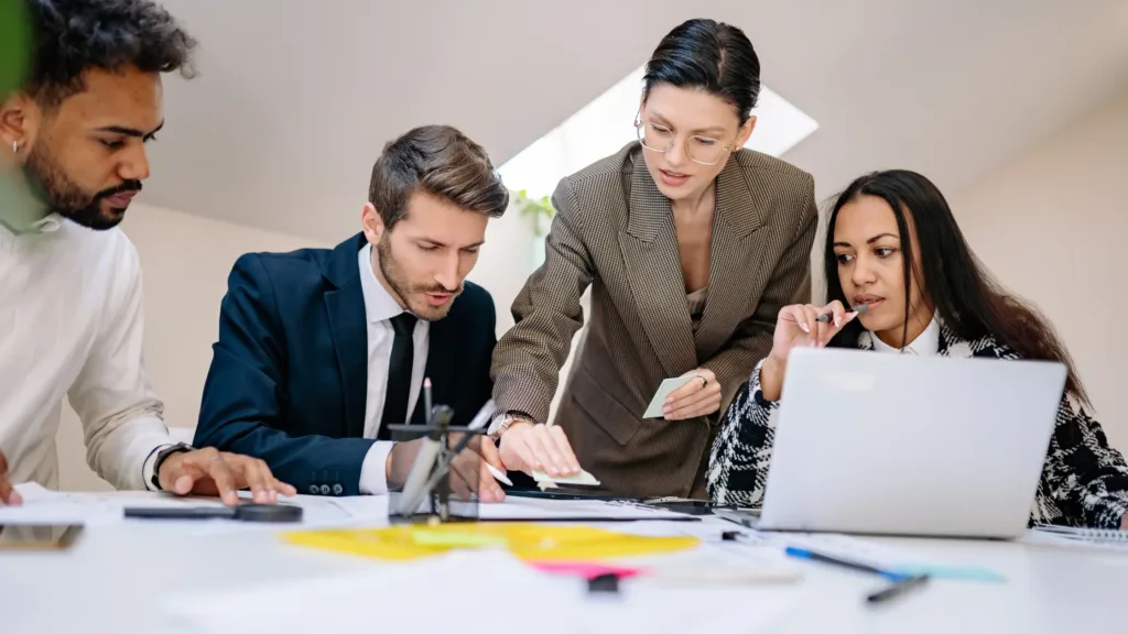 Elevating B2B Product Development: The Benefits of Combining DAM with 3D Rendering 1 Elevating B2B Product Development The Benefits of Combining DAM with 3D Rendering